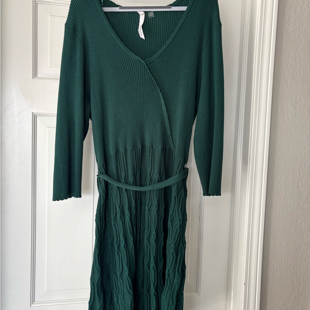 New York & Company Green Long Sleeve Wrap Dress with Tie Front